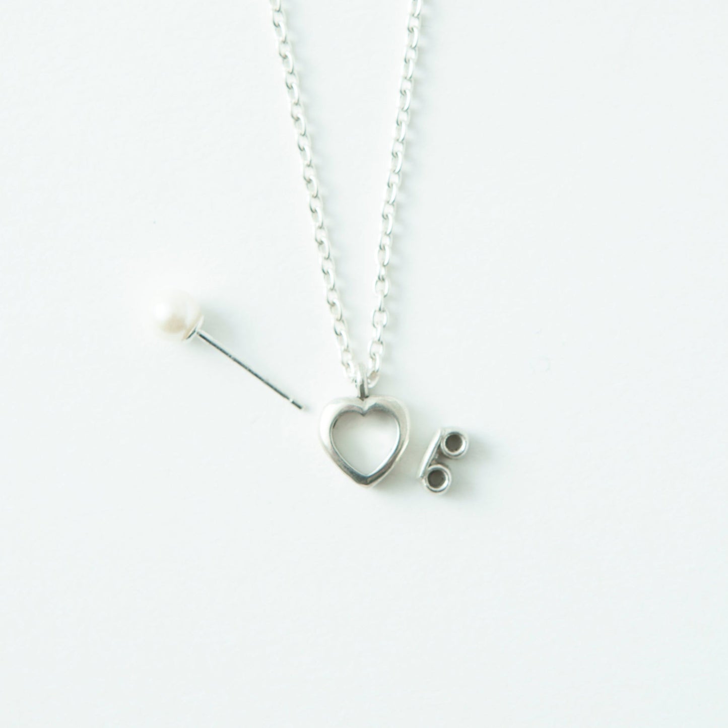"Through the Heart -Pearl-" - Necklace&Pierce