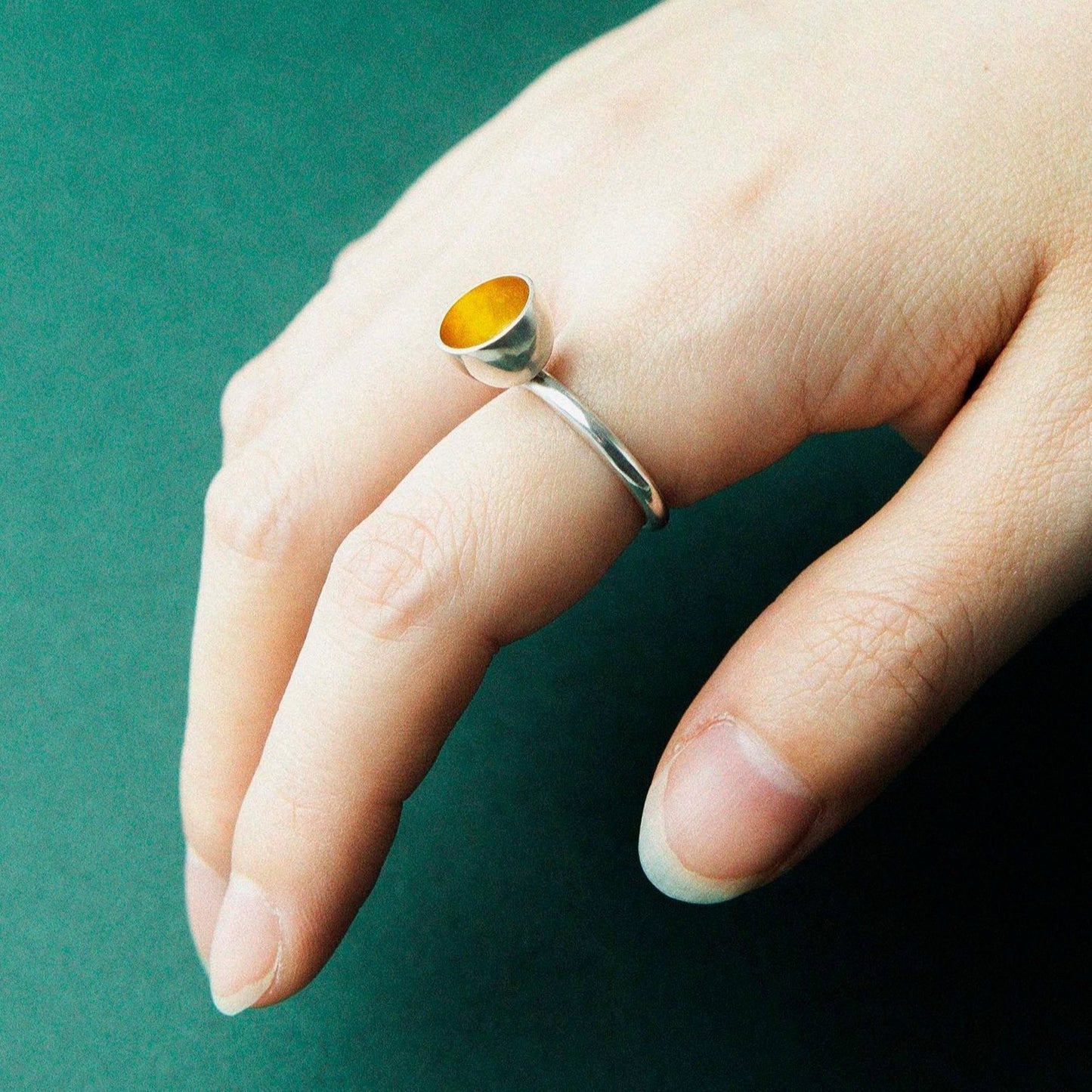 “Full of tears” - Ring