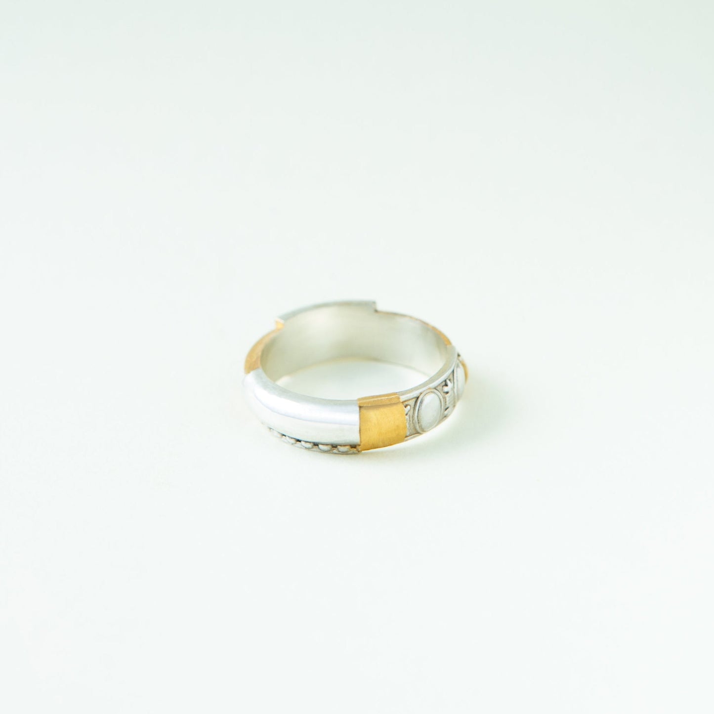 “separate ring” - Ring