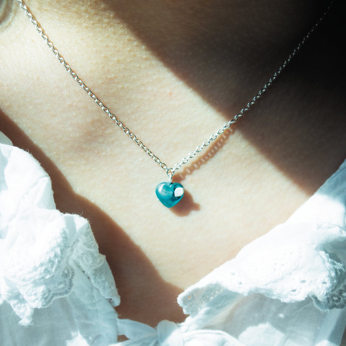 “Heart of glass” - Necklace - Blue