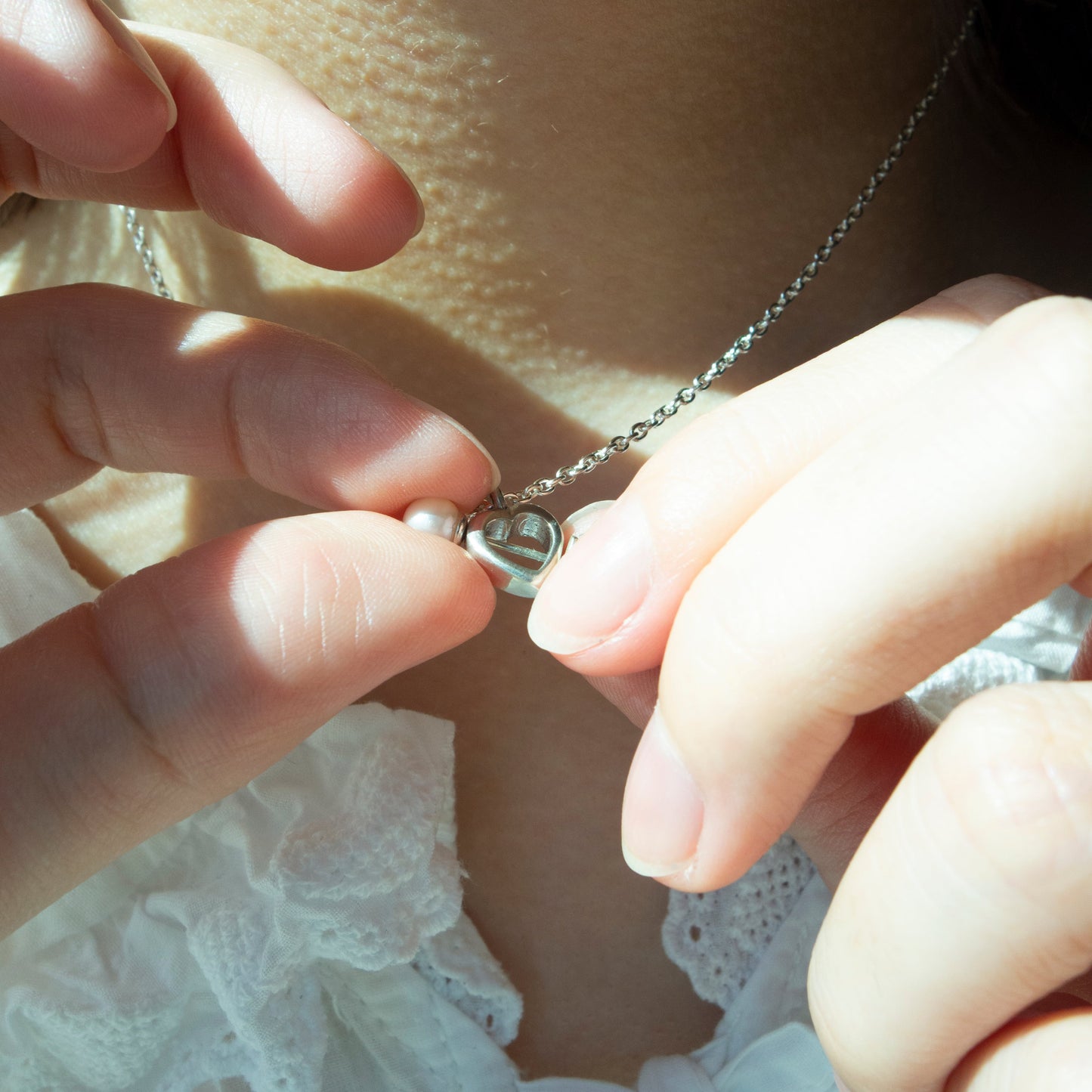 "Through the Heart -Pearl-" - Necklace&Pierce