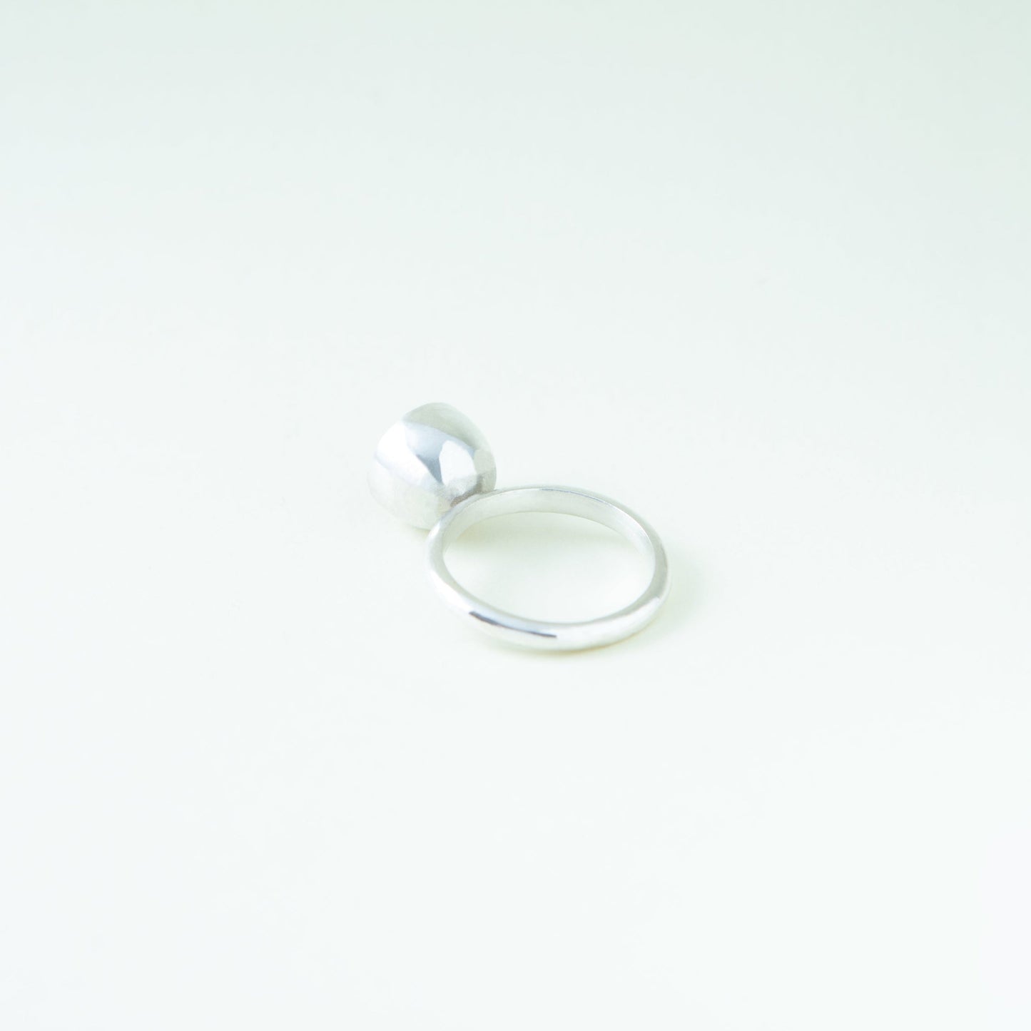 “Full of tears” - Ring