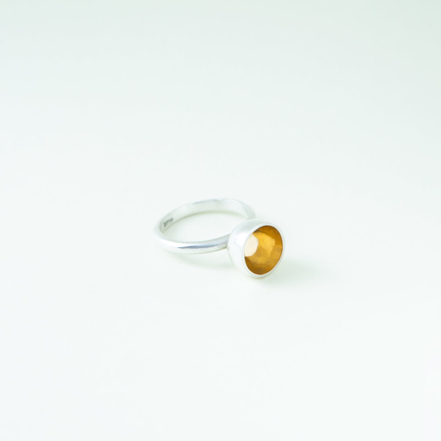 “Full of tears” - Ring