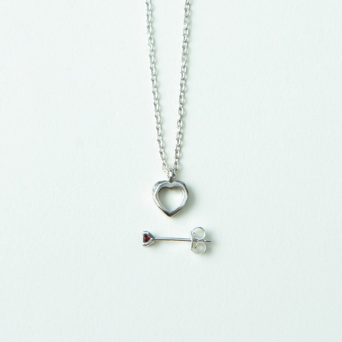 "Through the Heart" - Necklace&Pierce