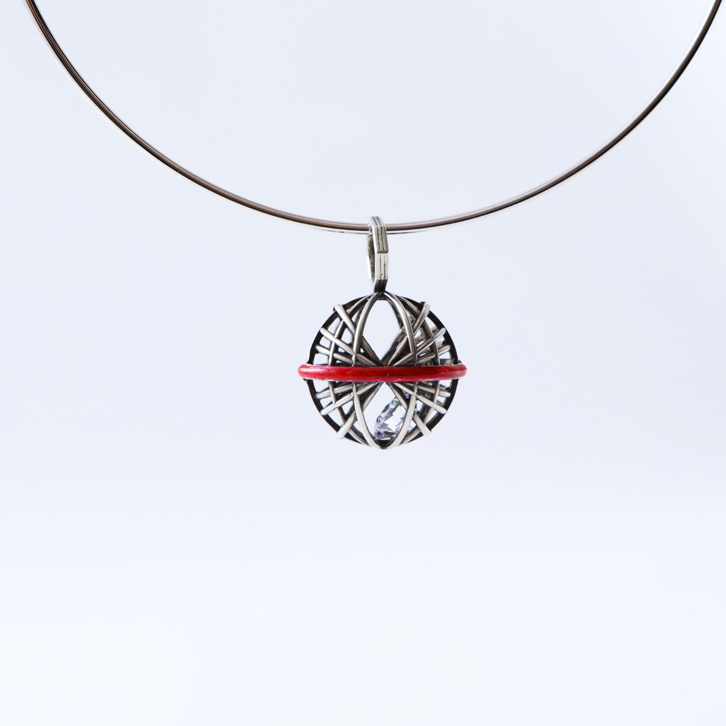 "Center Space" -  Choker