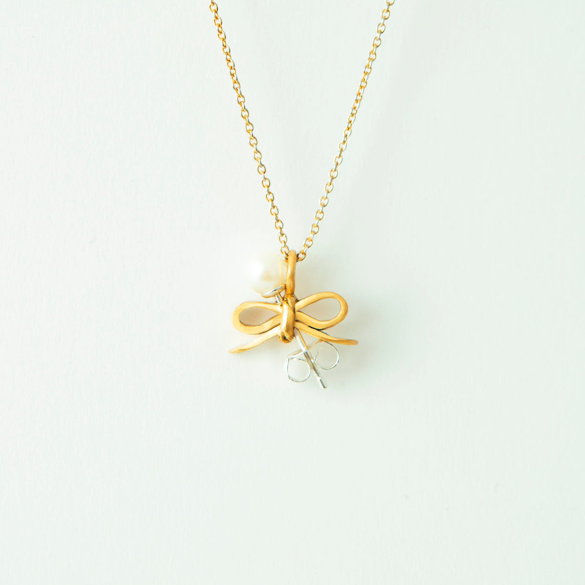 “Through the Ribbon” - Necklace & Pierce〈Gold Series〉